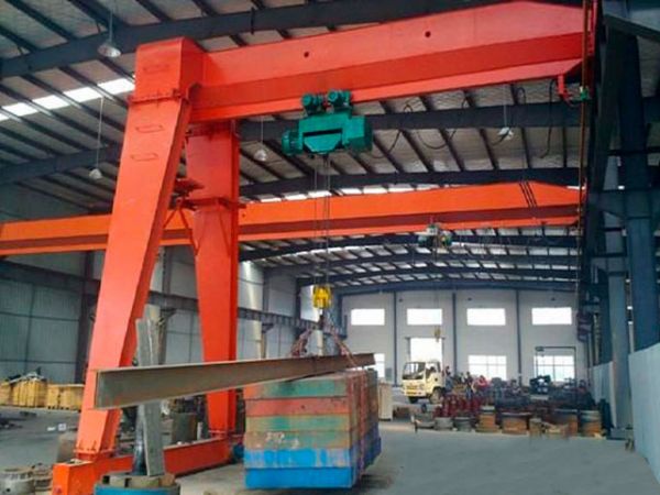 BMH型電動(dòng)葫蘆門式起重機(jī)